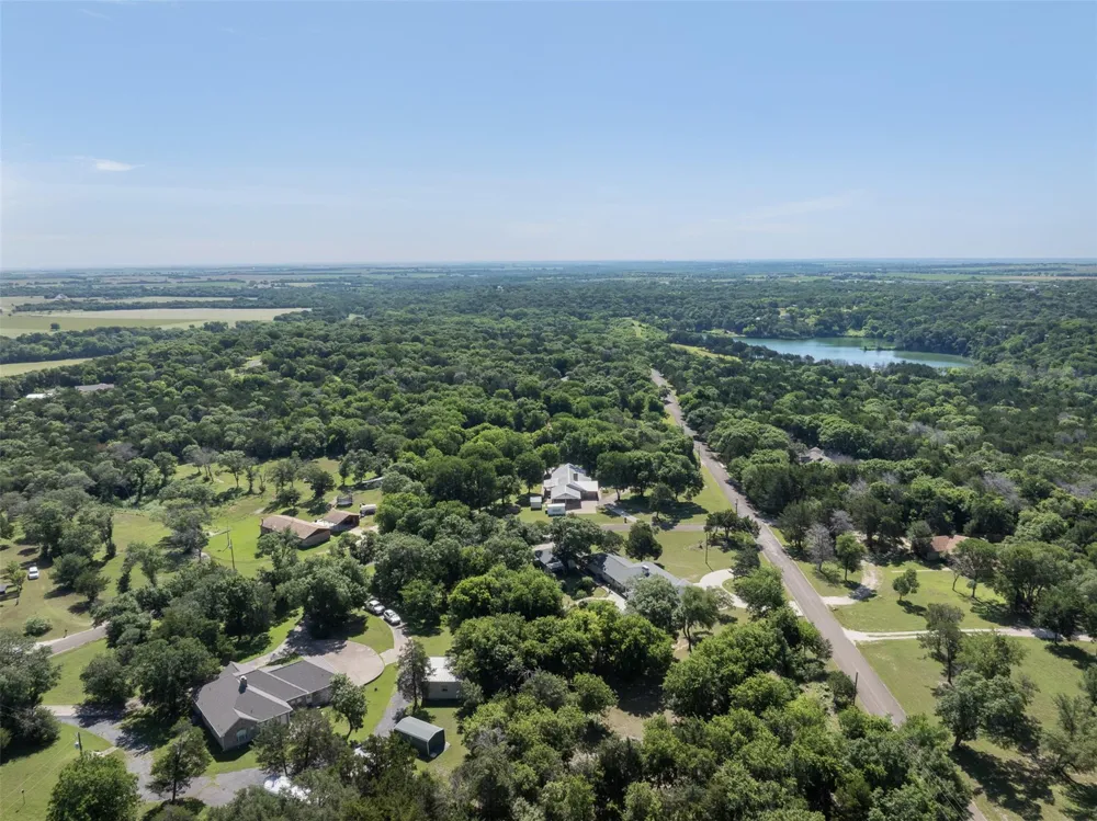 118 Deer Trail Bruceville-Eddy, TX 76630