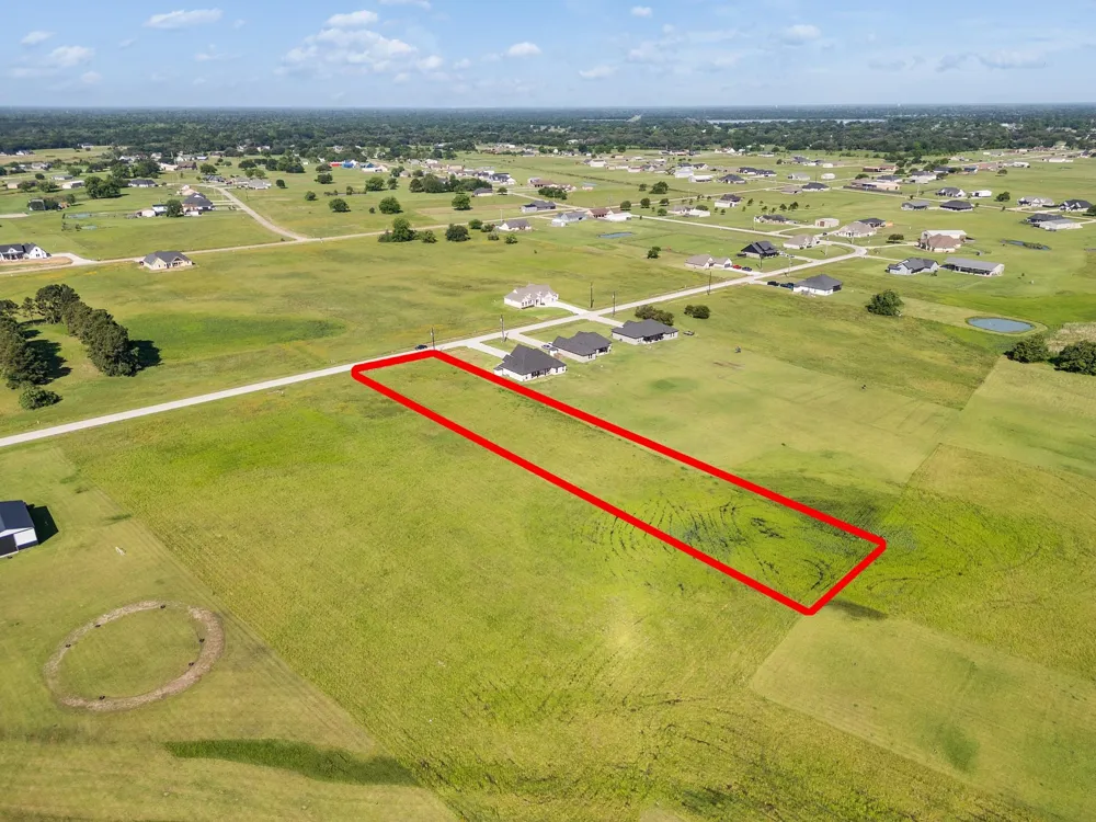 602 Longhorn Trail Angleton, TX 77515