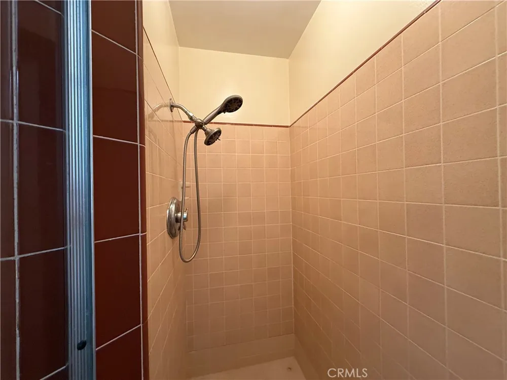 543 E Comstock Glendora, CA 91741