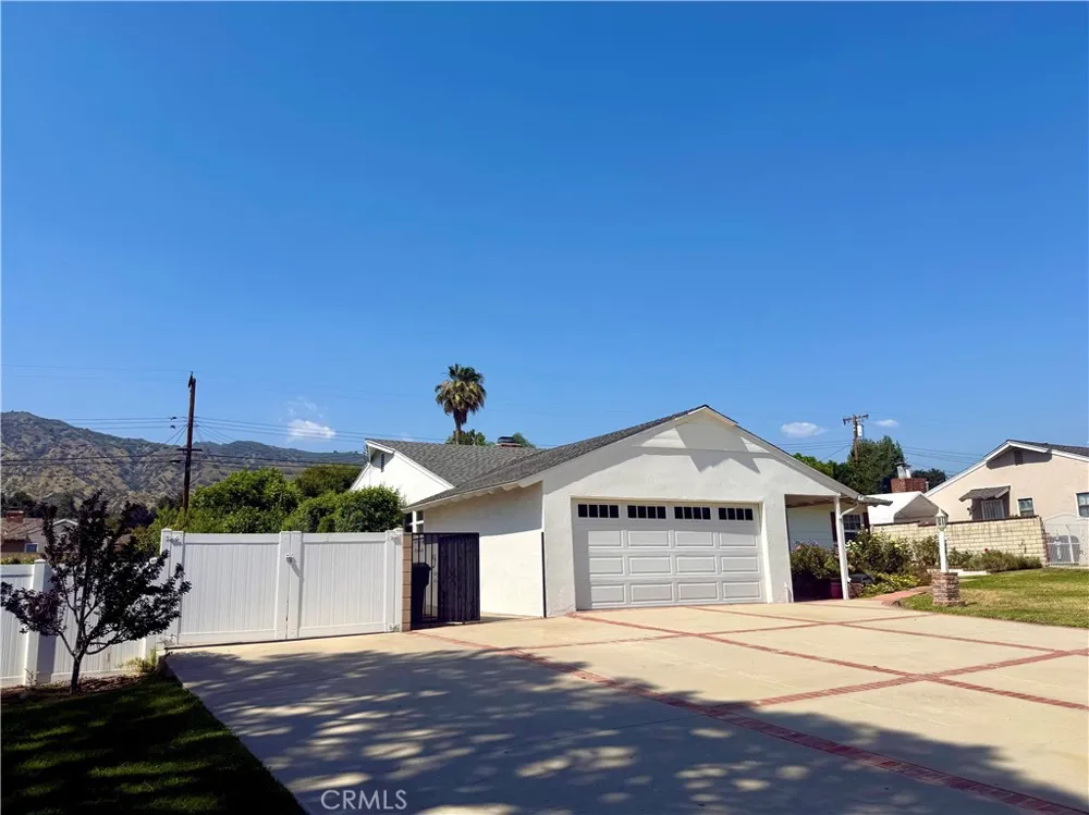 543 E Comstock Glendora, CA 91741