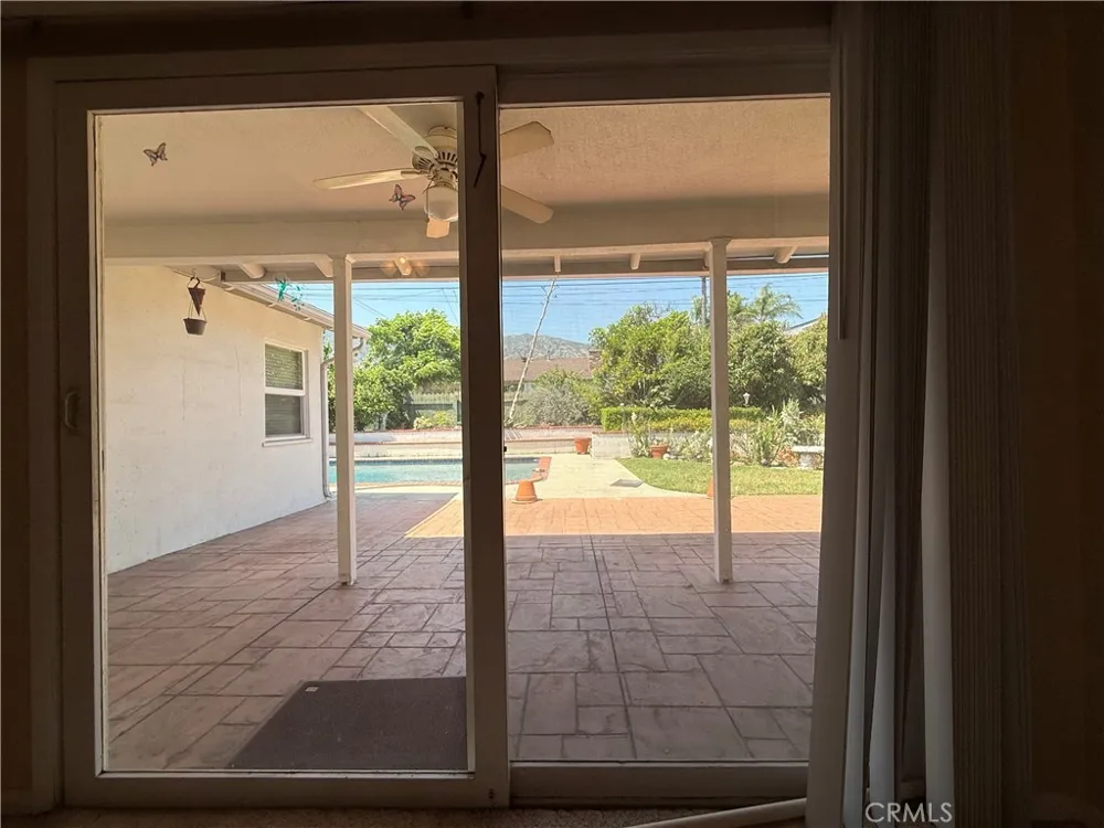 543 E Comstock Glendora, CA 91741