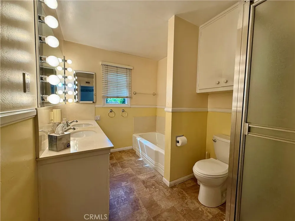 543 E Comstock Glendora, CA 91741