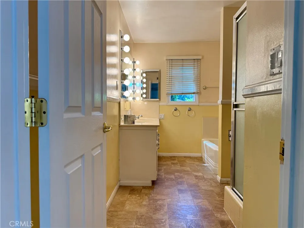543 E Comstock Glendora, CA 91741