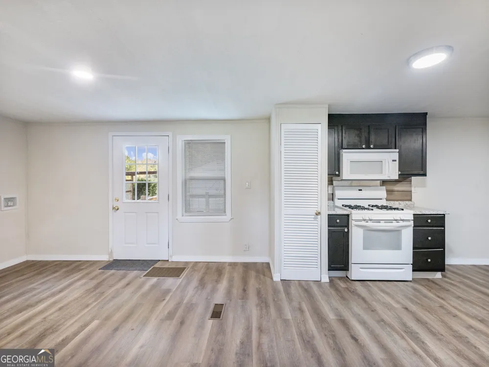 8490 Belton Bridge RD Lula, GA 30554