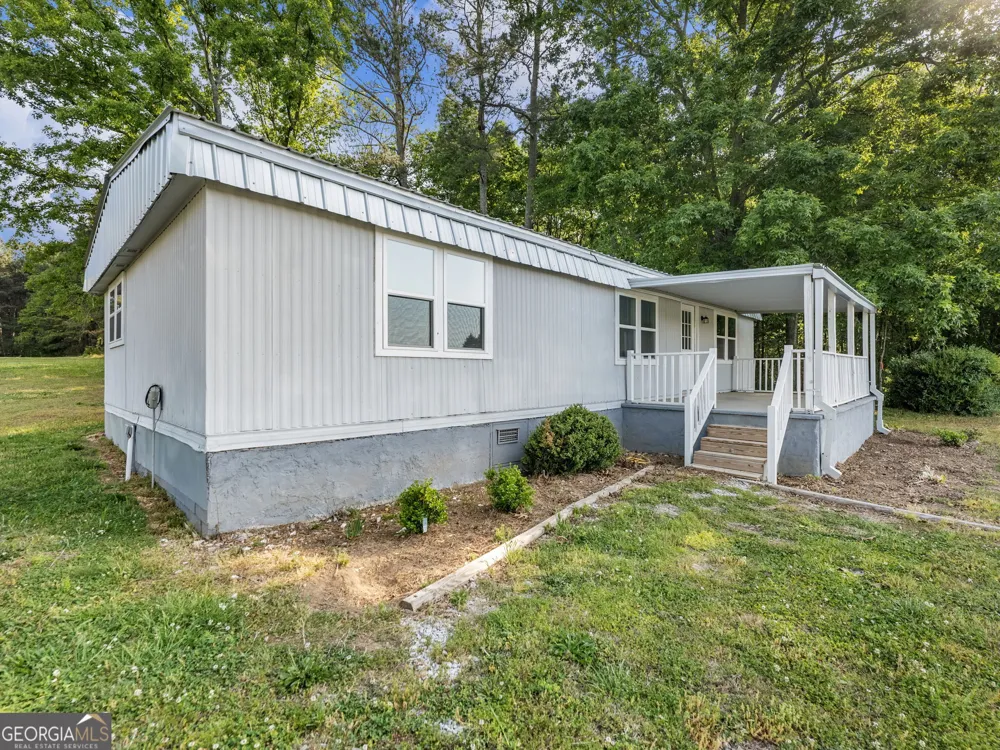 8490 Belton Bridge RD Lula, GA 30554