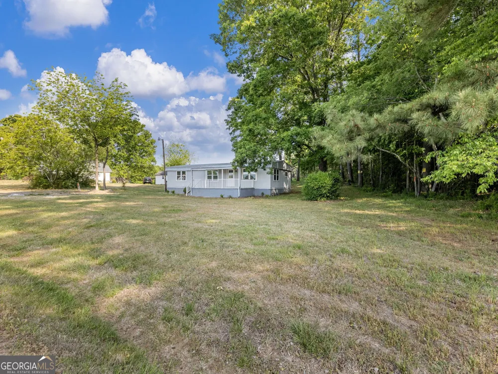 8490 Belton Bridge RD Lula, GA 30554
