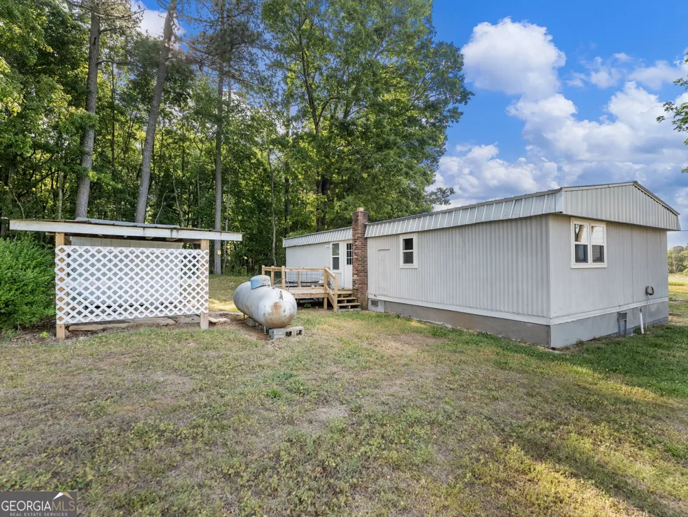 8490 Belton Bridge RD Lula, GA 30554