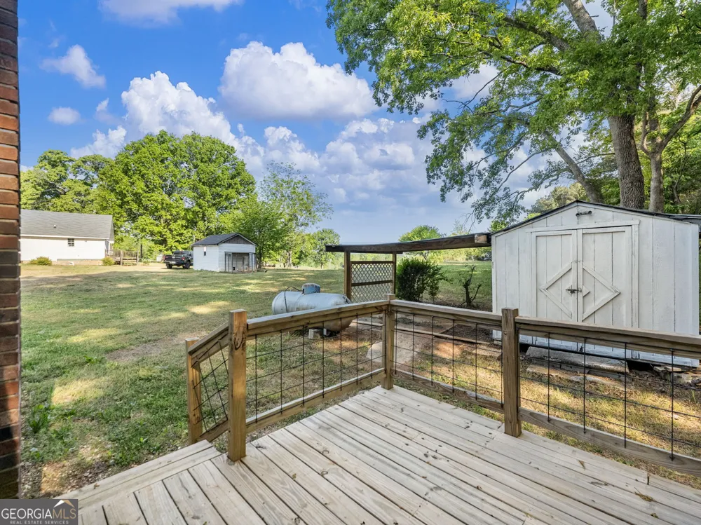 8490 Belton Bridge RD Lula, GA 30554