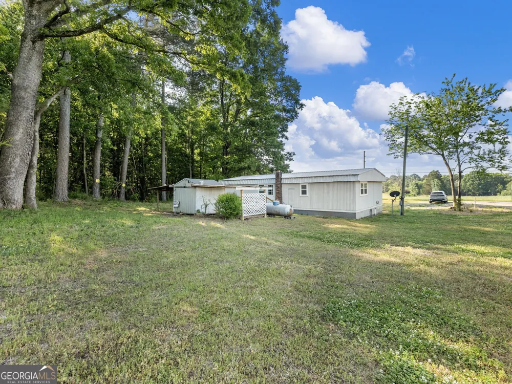 8490 Belton Bridge RD Lula, GA 30554