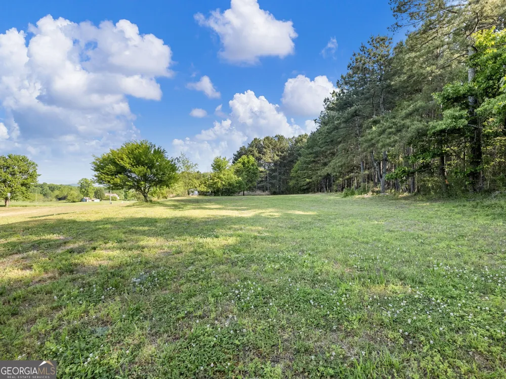 8490 Belton Bridge RD Lula, GA 30554