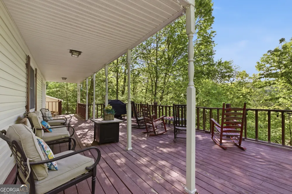 325 Kitchins LN Clayton, GA 30525