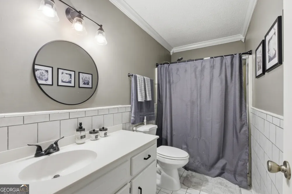 325 Kitchins LN Clayton, GA 30525