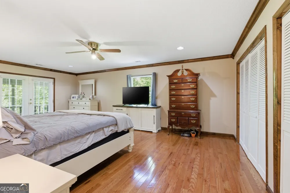 325 Kitchins LN Clayton, GA 30525