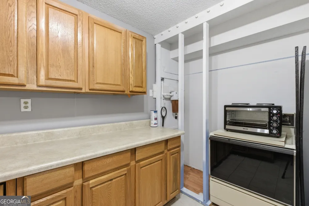 325 Kitchins LN Clayton, GA 30525