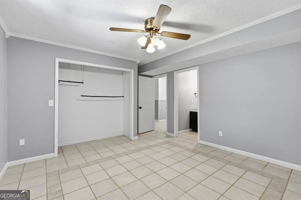 325 Kitchins LN Clayton, GA 30525