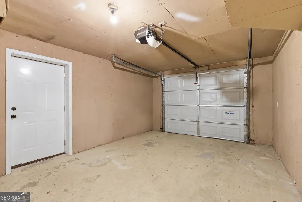 325 Kitchins LN Clayton, GA 30525