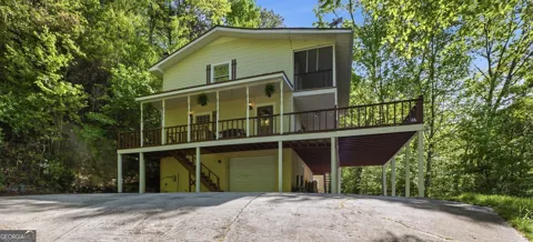 325 Kitchins LN