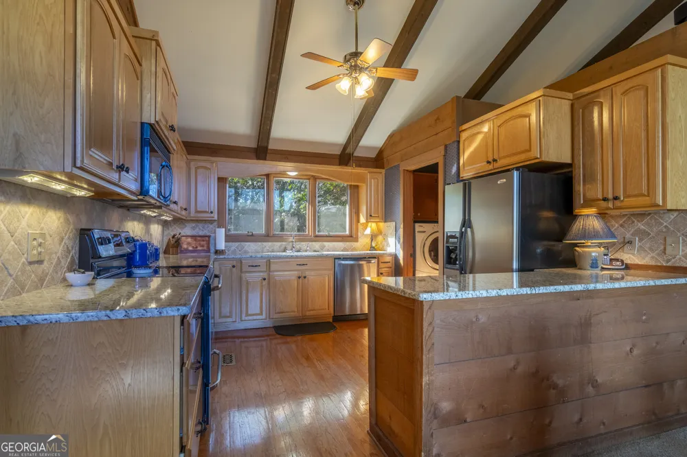 722 Woodbrier Sautee Nacoochee, GA 30571