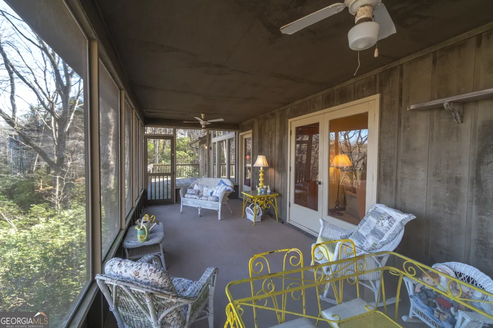 722 Woodbrier Sautee Nacoochee, GA 30571