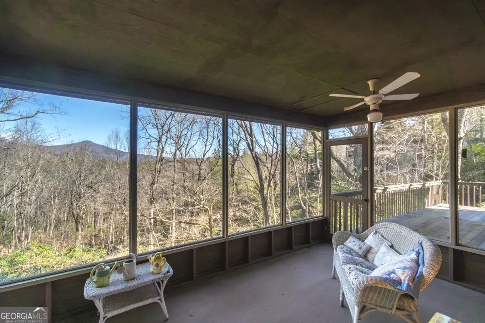 722 Woodbrier Sautee Nacoochee, GA 30571