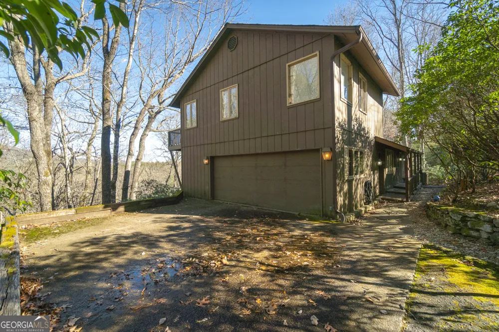 722 Woodbrier Sautee Nacoochee, GA 30571