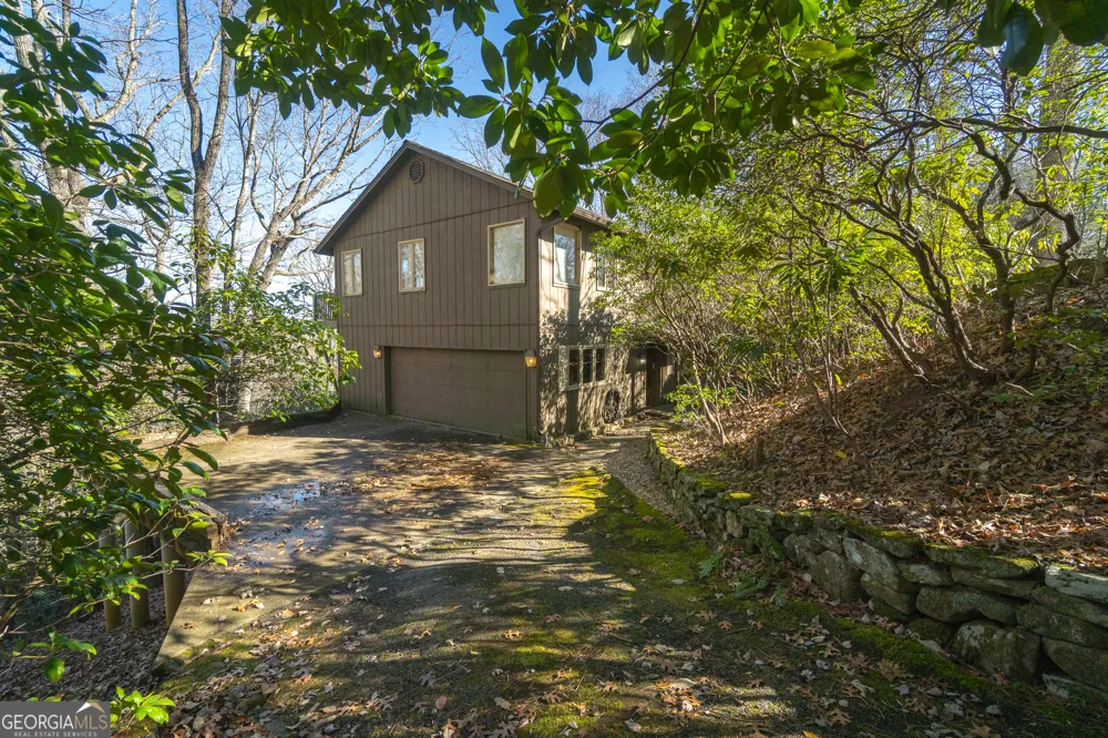 722 Woodbrier Sautee Nacoochee, GA 30571