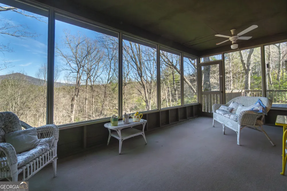722 Woodbrier Sautee Nacoochee, GA 30571