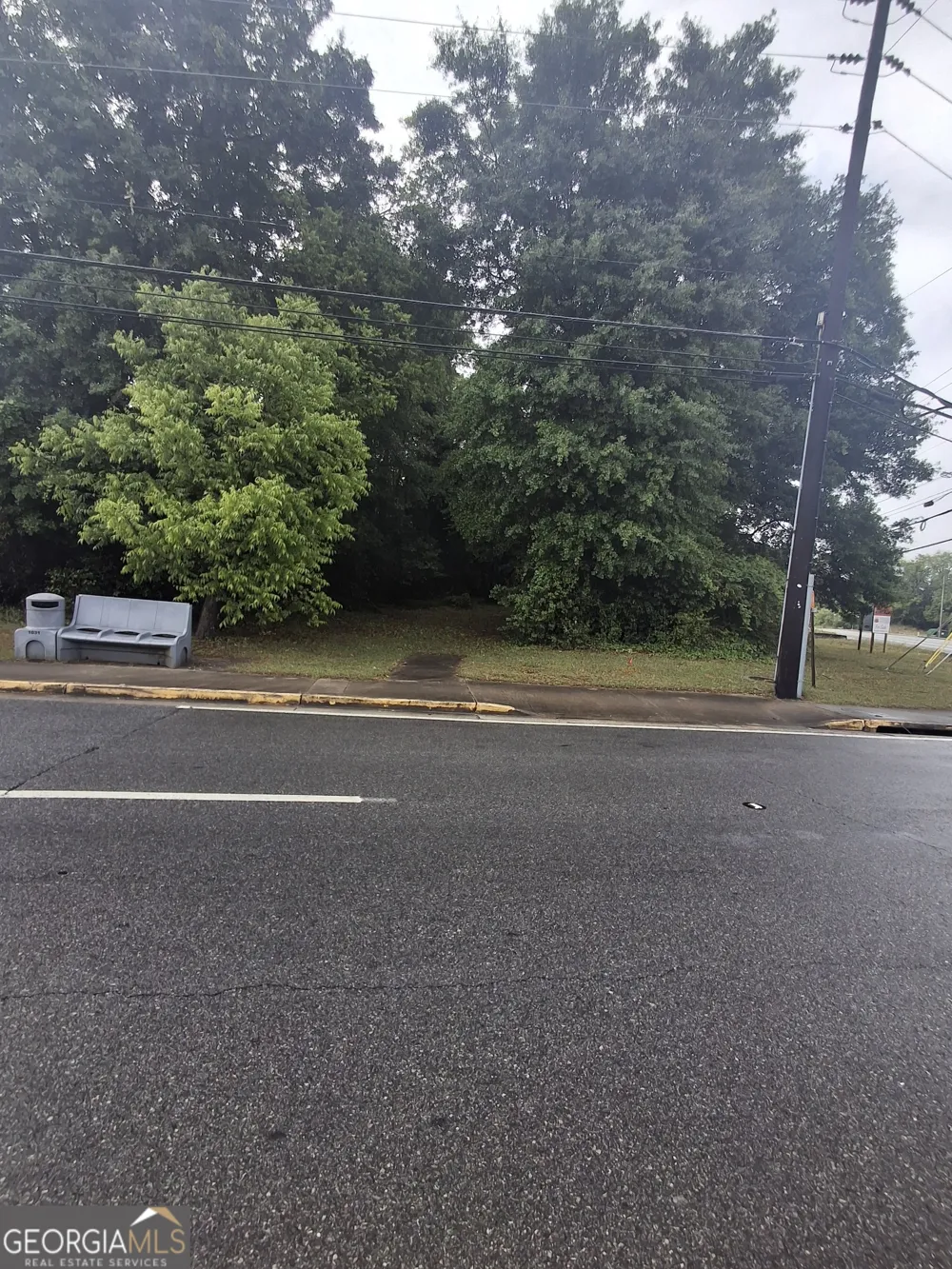 2592 Montpelier AVE Macon, GA 31204