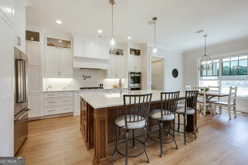 1820 Clover LN Bishop, GA 30621