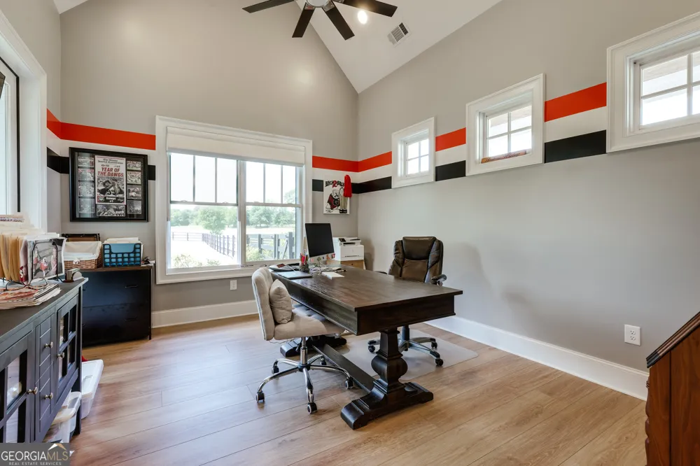 1820 Clover LN Bishop, GA 30621