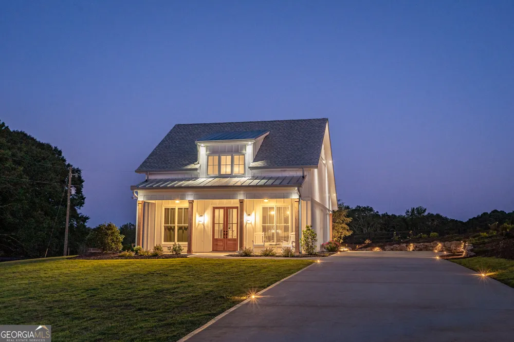 1820 Clover LN Bishop, GA 30621