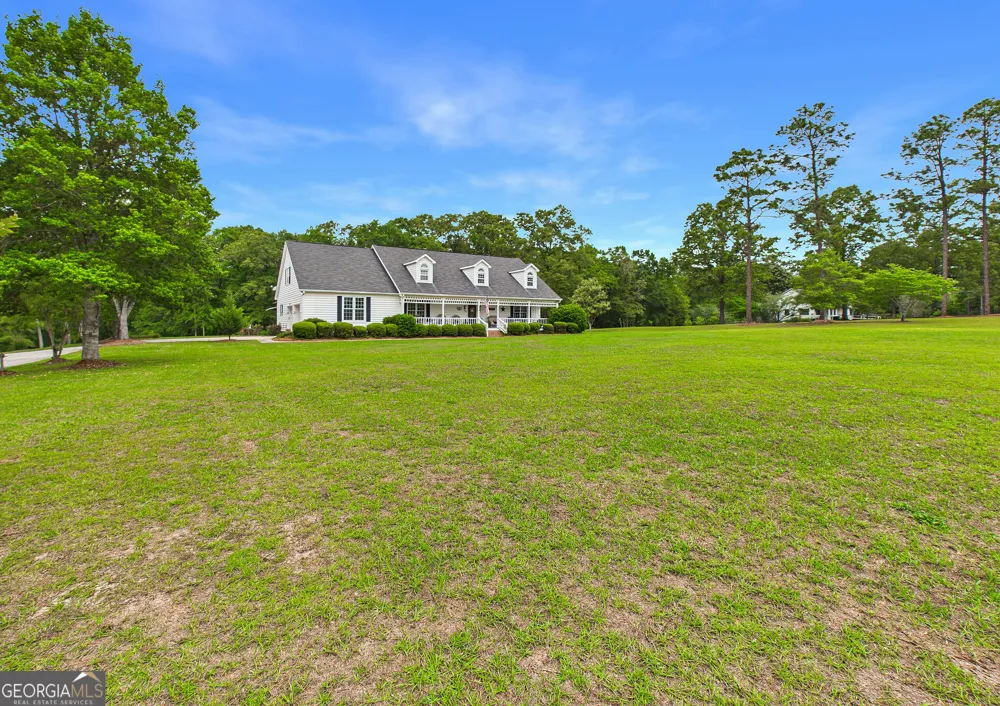 5771 Rogers RD Lizella, GA 31052