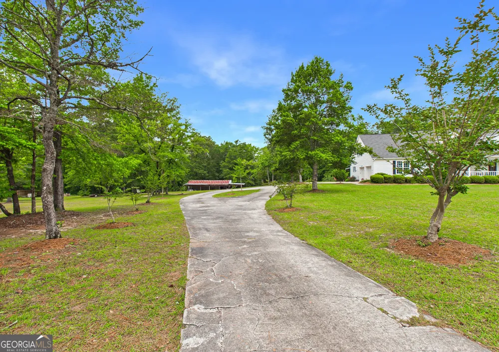 5771 Rogers RD Lizella, GA 31052