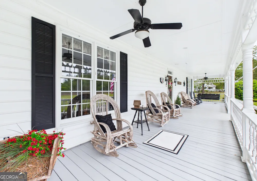 5771 Rogers RD Lizella, GA 31052