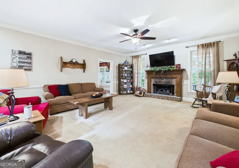 5771 Rogers RD Lizella, GA 31052