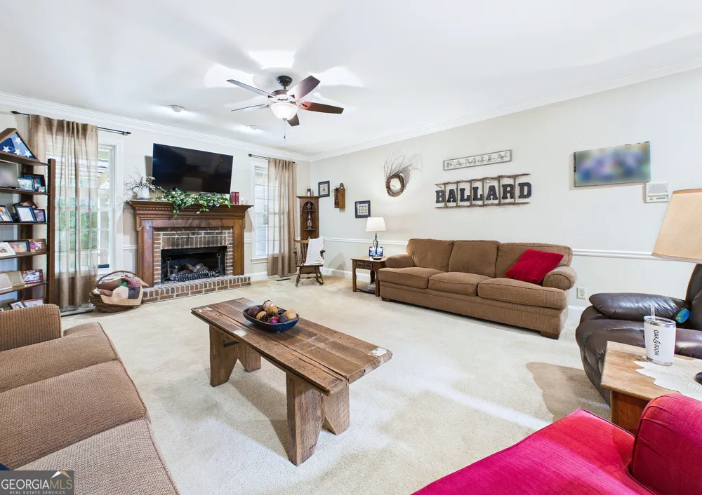 5771 Rogers RD Lizella, GA 31052