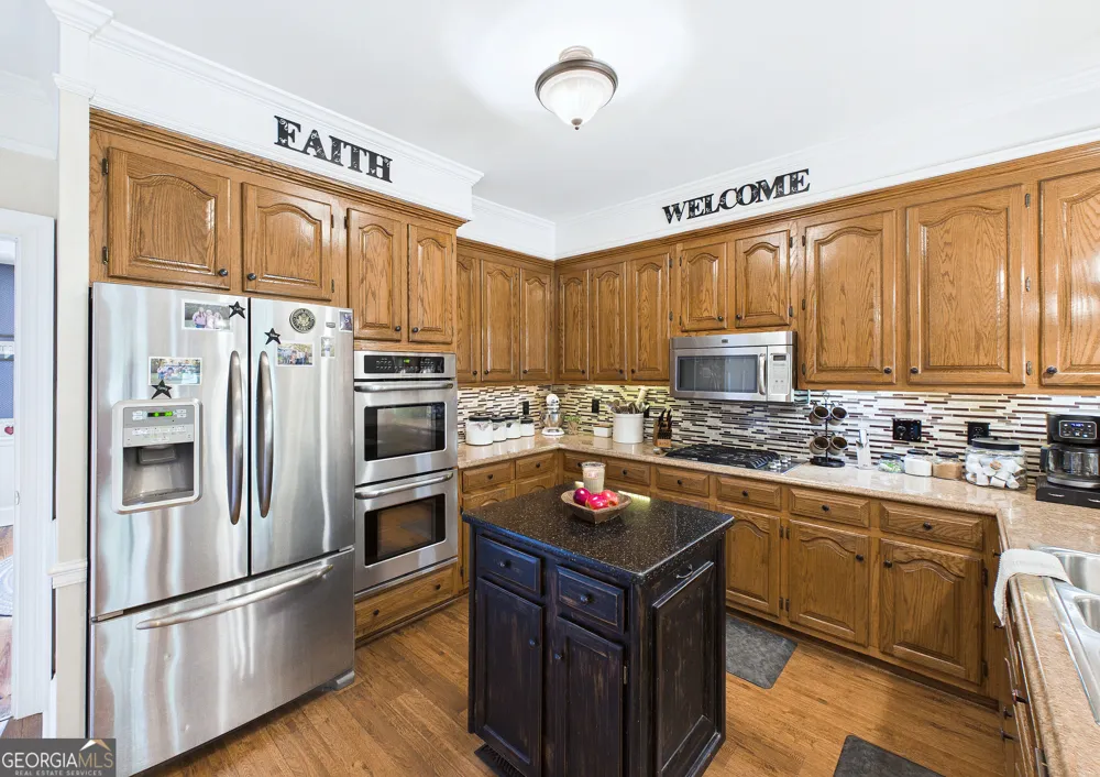 5771 Rogers RD Lizella, GA 31052