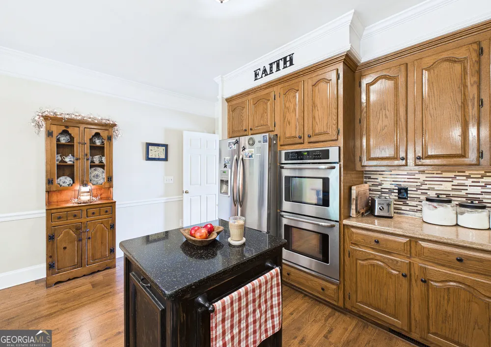 5771 Rogers RD Lizella, GA 31052