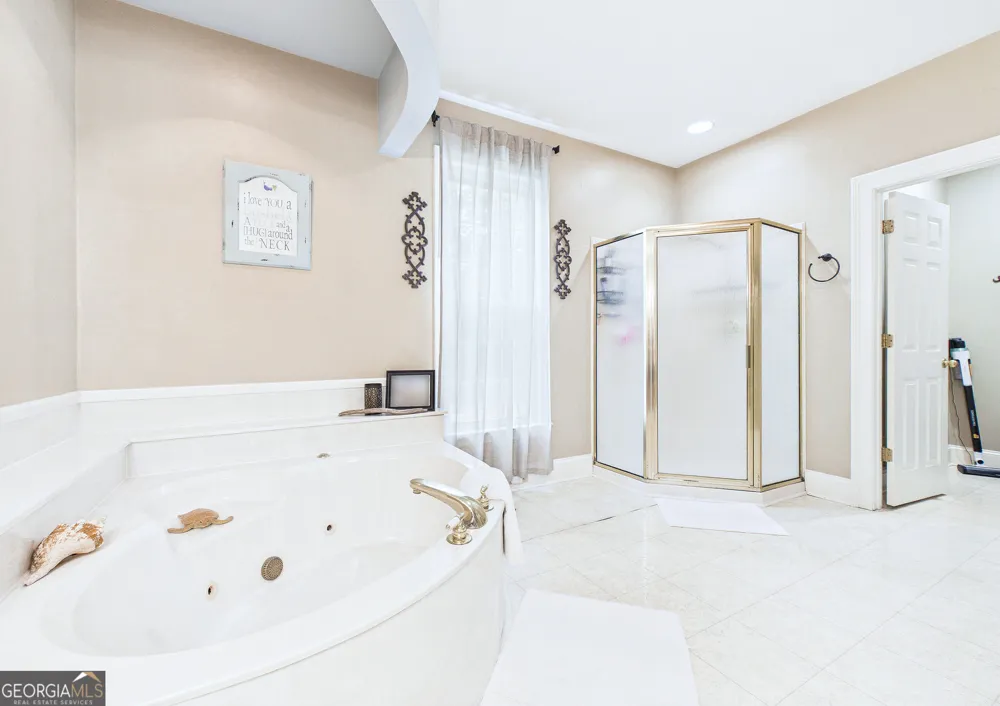 5771 Rogers RD Lizella, GA 31052