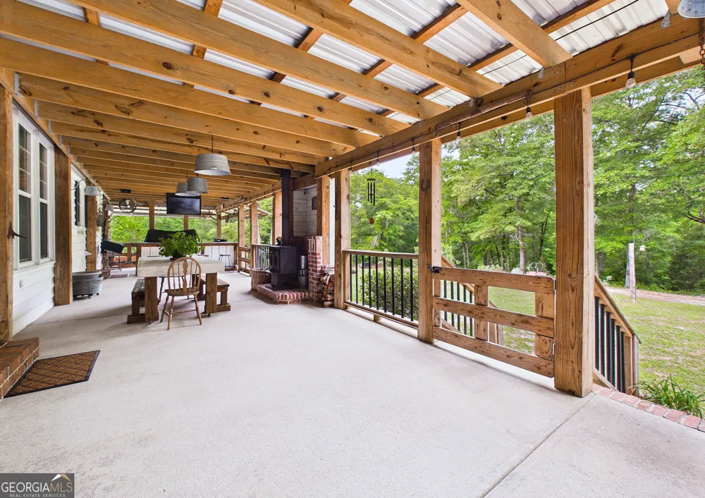 5771 Rogers RD Lizella, GA 31052