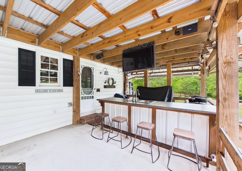 5771 Rogers RD Lizella, GA 31052