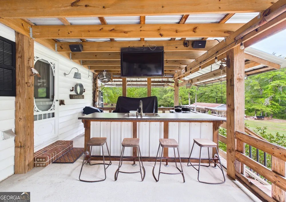 5771 Rogers RD Lizella, GA 31052