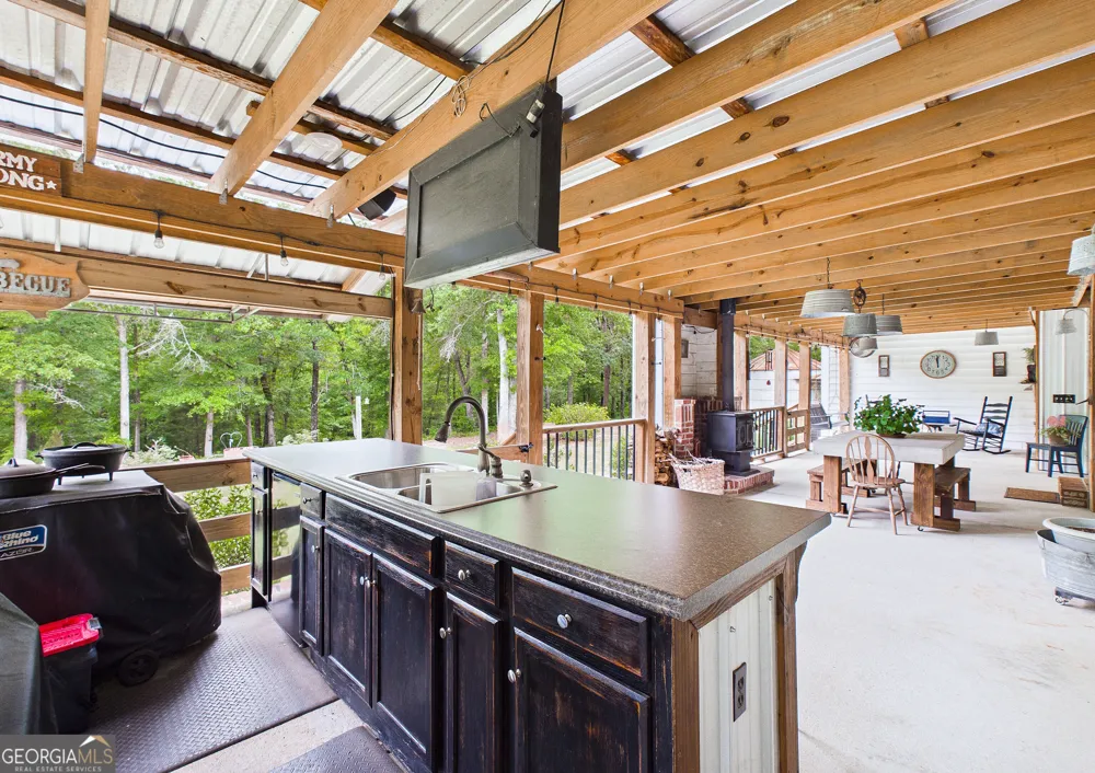 5771 Rogers RD Lizella, GA 31052