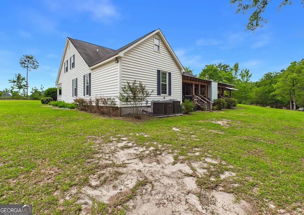5771 Rogers RD Lizella, GA 31052