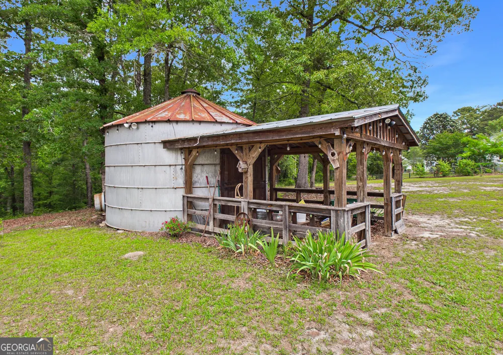 5771 Rogers RD Lizella, GA 31052