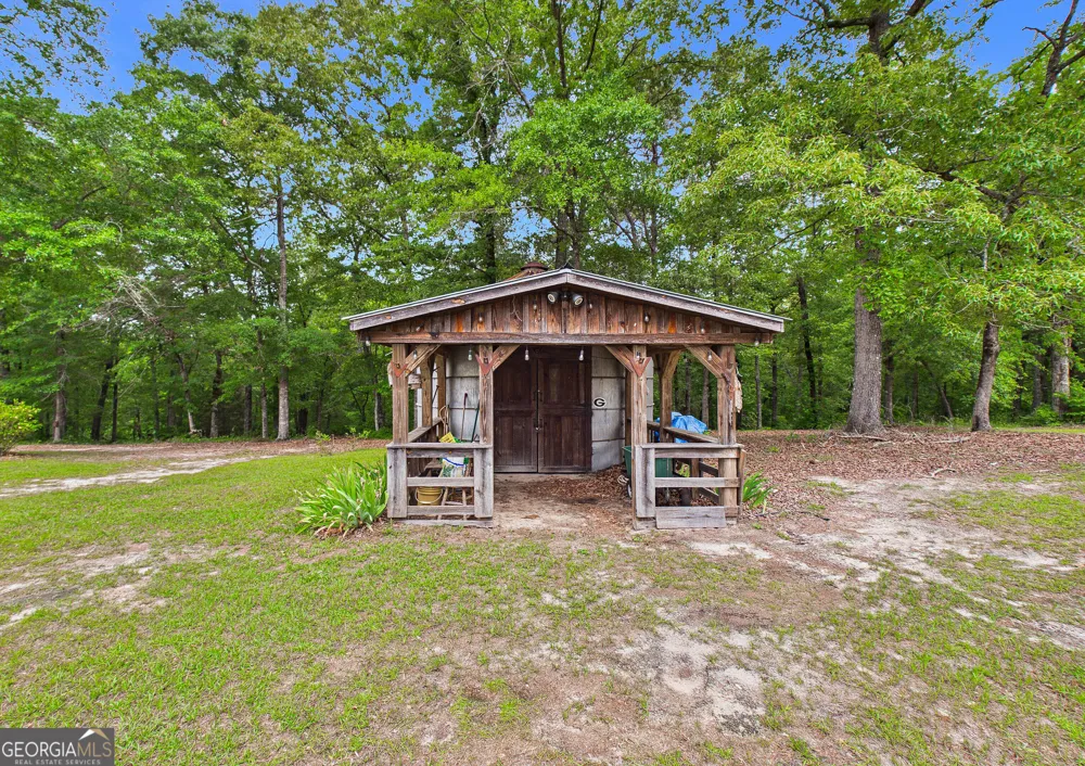 5771 Rogers RD Lizella, GA 31052