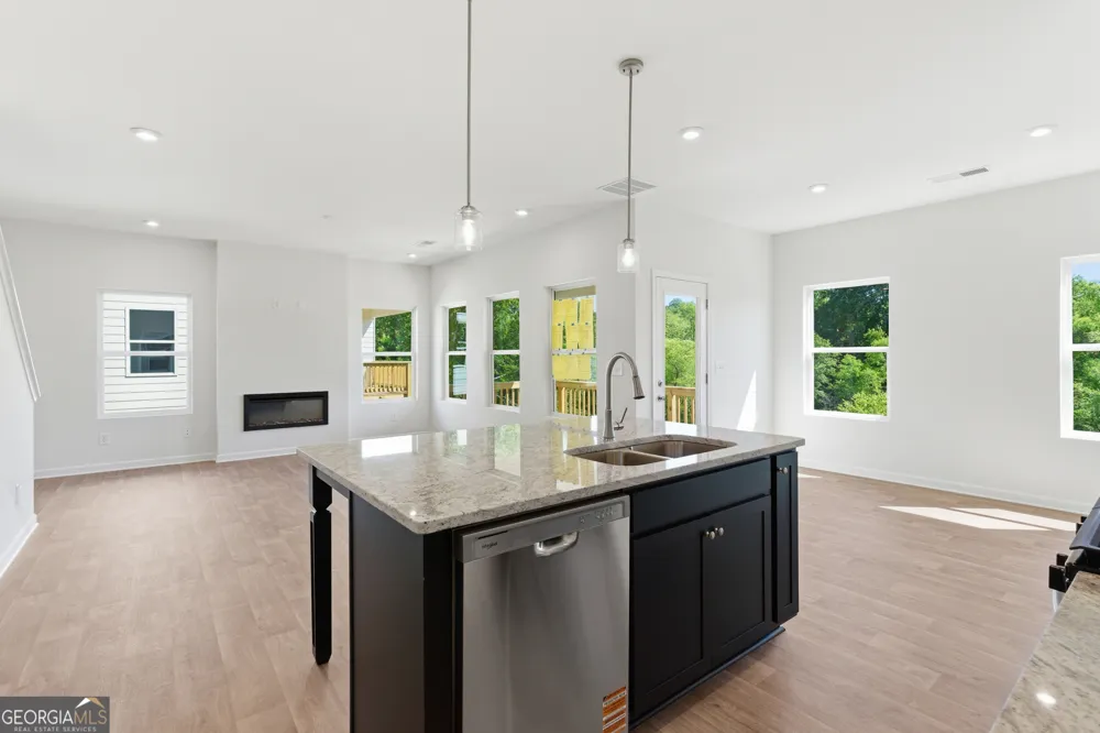 2684 Jordan LN Lithia Springs, GA 30122