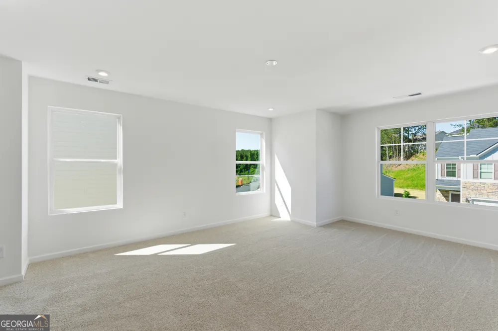 2684 Jordan LN Lithia Springs, GA 30122