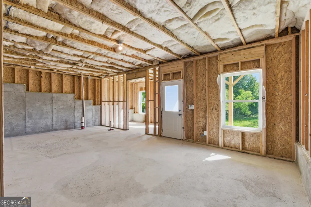 2684 Jordan LN Lithia Springs, GA 30122