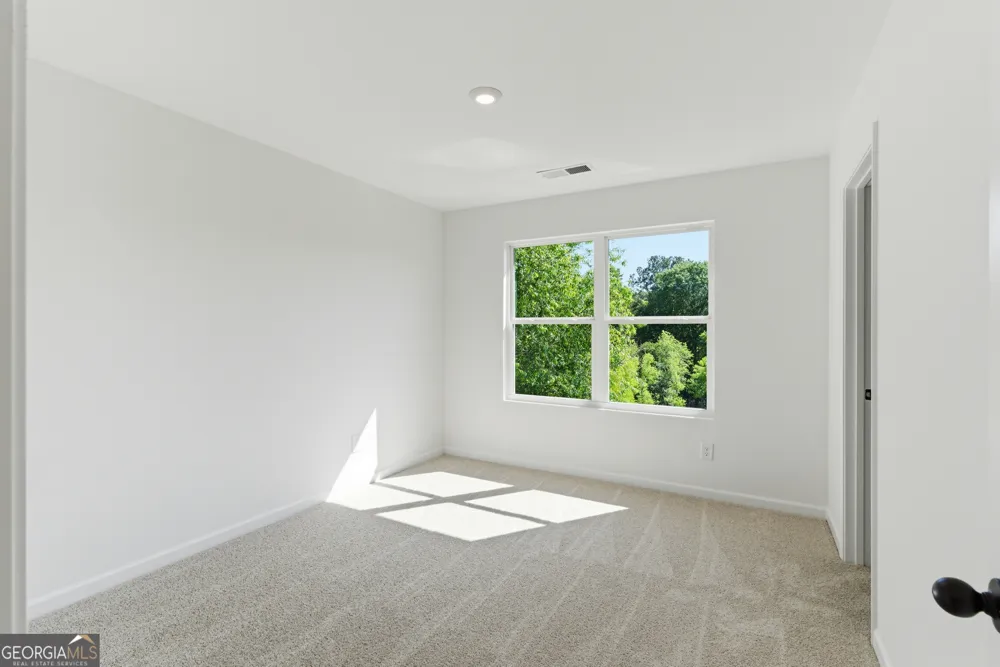 2684 Jordan LN Lithia Springs, GA 30122